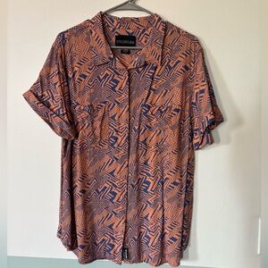 Wildfang Empower Short Sleeve Button-Up Geometric Print Size 1X